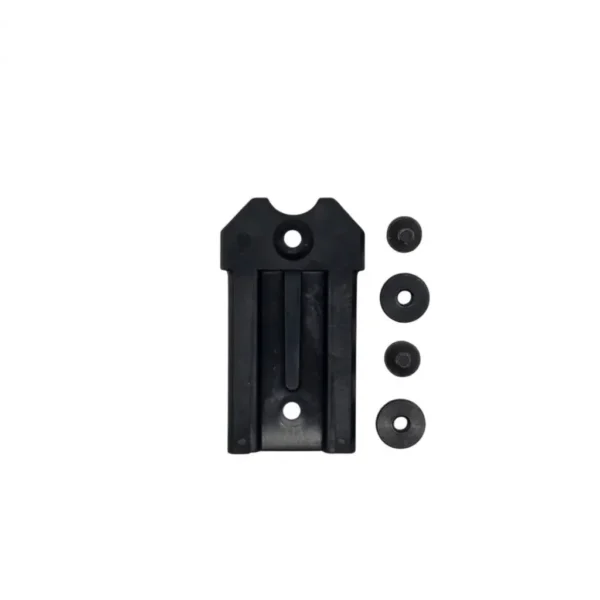 Gancho de complemento para piernera táctica Milfort en polímero negro resistente. Incluye tornillos y arandelas de fijación. Accesorio esencial para sistemas de porte drop-leg policial y militar. Cali, Medellin, Bogota, Palmira, Tulua, Cartago, Pereira. Army Store, tienda Tactica.