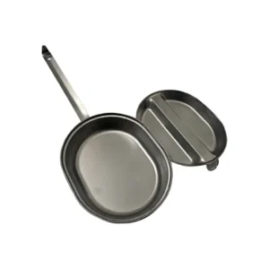 Marmita táctica de acero inoxidable tipo mess kit americano con olla, sartén y tapa. Utensilios de cocina portátiles para camping, senderismo, supervivencia y outdoor. Resistente, ligero y fácil de limpiar. Cali, Medellin, Bogota, Palmira, Tulua, Cartago, Pereira. Army Store, tienda Tactica.